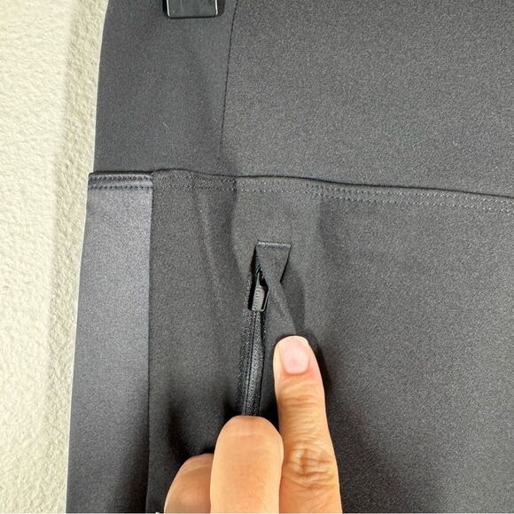 Athleta Endless Satin Side Stripe Pants Black Pull On Size 0 Style 782695 - Picture 3 of 9